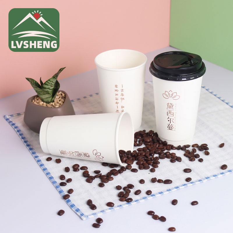 Cawan kertas untuk kopi takeaway